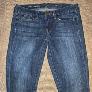 EUC J Crew Toothpick Ankle Jeans Size 26.